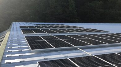 【わずか2年で投資回収】新築倉庫に固定資産税の特例措置を活用した太陽光発電システム導入